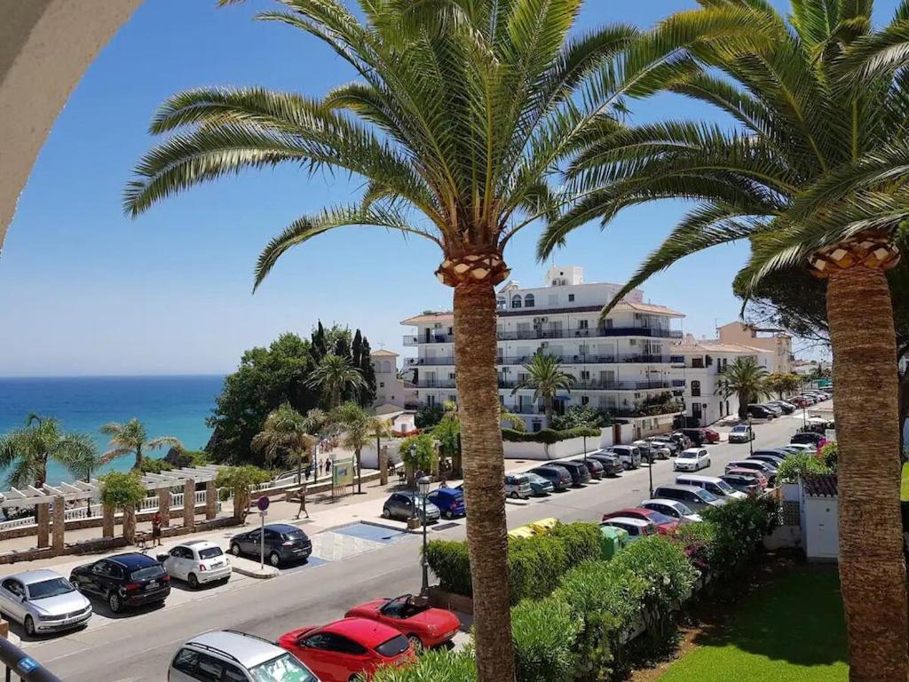 Edificio Verdemar - Stunning 1 Bed Apartment With Pool & Sea Views Nerja Exterior foto