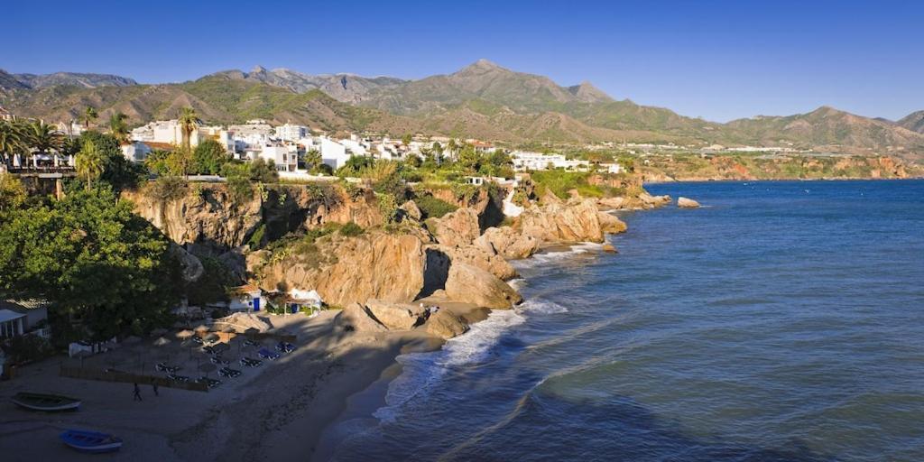 Edificio Verdemar - Stunning 1 Bed Apartment With Pool & Sea Views Nerja Exterior foto